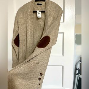 NWT RDI TRUE TAUPE SWEATER - L